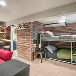 East Downtown Modern Cabin