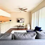 2/1 King/Queen. Mins From Dt, Medcenter, Fast Wifi