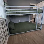 Cozy 2B Apartment Near Uofh And Tsu!