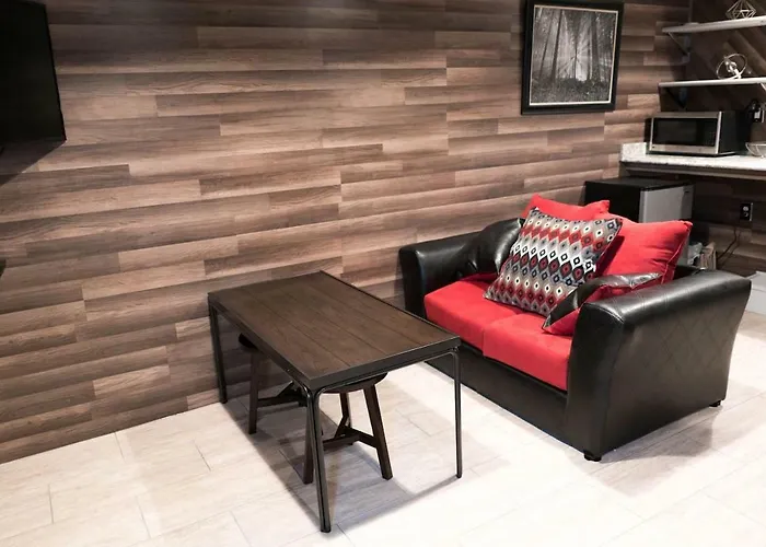 East Downtown Modern Cabin