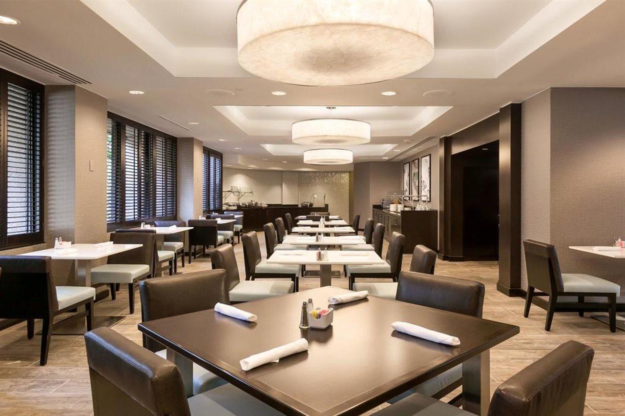 Doubletree By Hilton & By The Galleria Hotel 4*