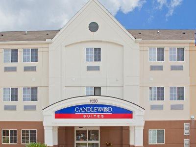 Candlewood Westchase - Westheimer By Ihg Hotel 2*