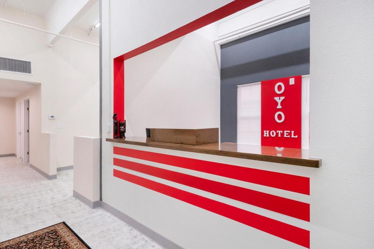 Oyo & Galleria Houston
