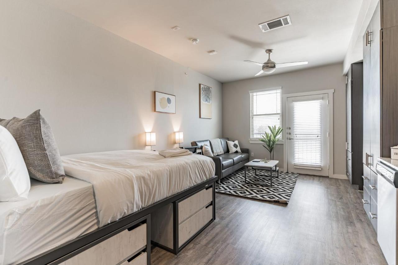 East Dt Getaway Near Parks And Restaurants Houston