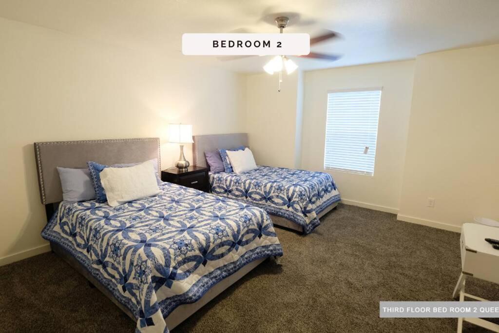 Holiday home 3 Story, 3 Bdrm, 4 Beds, 2 Bath, North Houston, Iah - 10b Houston