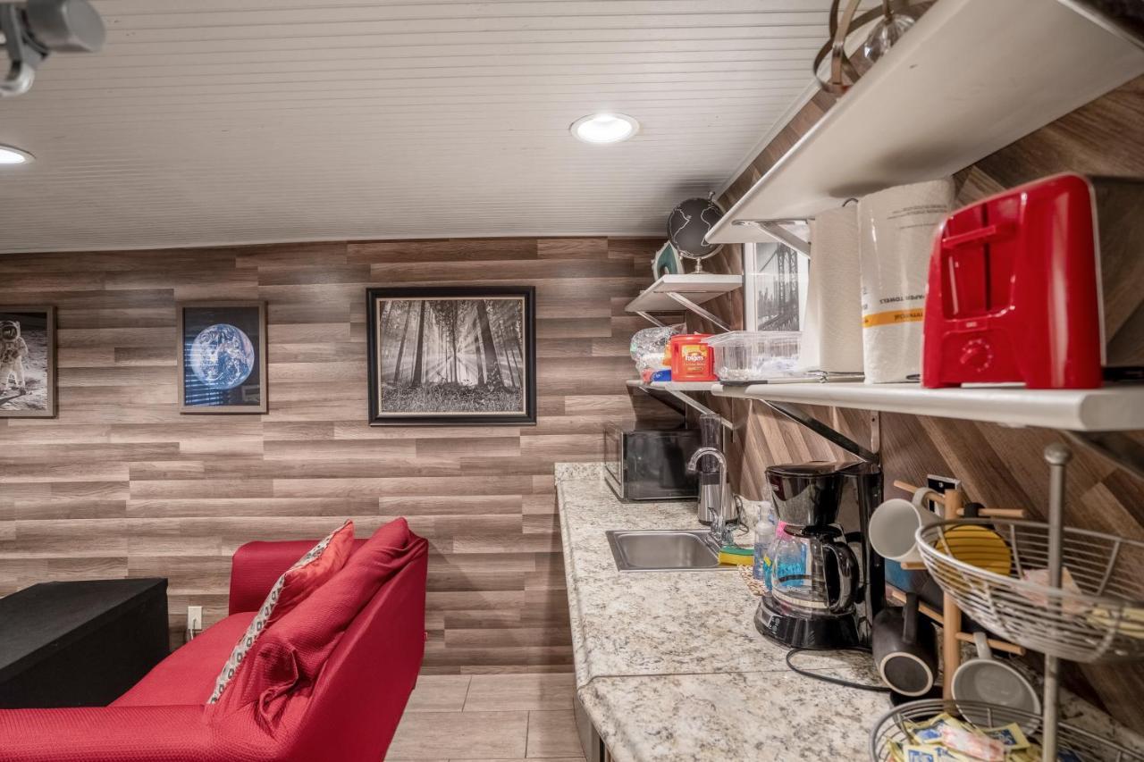Apartment East Downtown Modern Cabin *