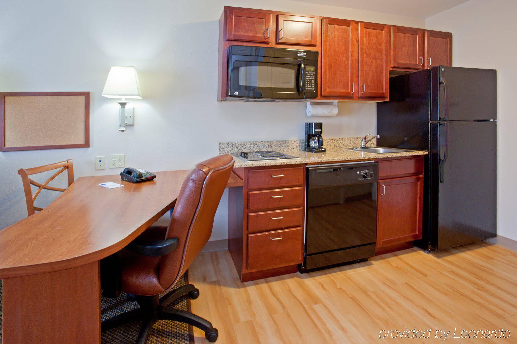 Candlewood Westchase - Westheimer By Ihg Hotel