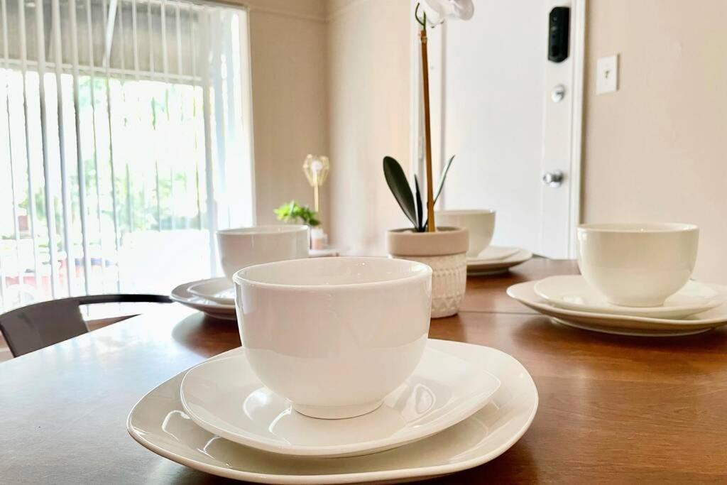 2/1 King/Queen. Mins From Dt, Medcenter, Fast Wifi Apartment Houston