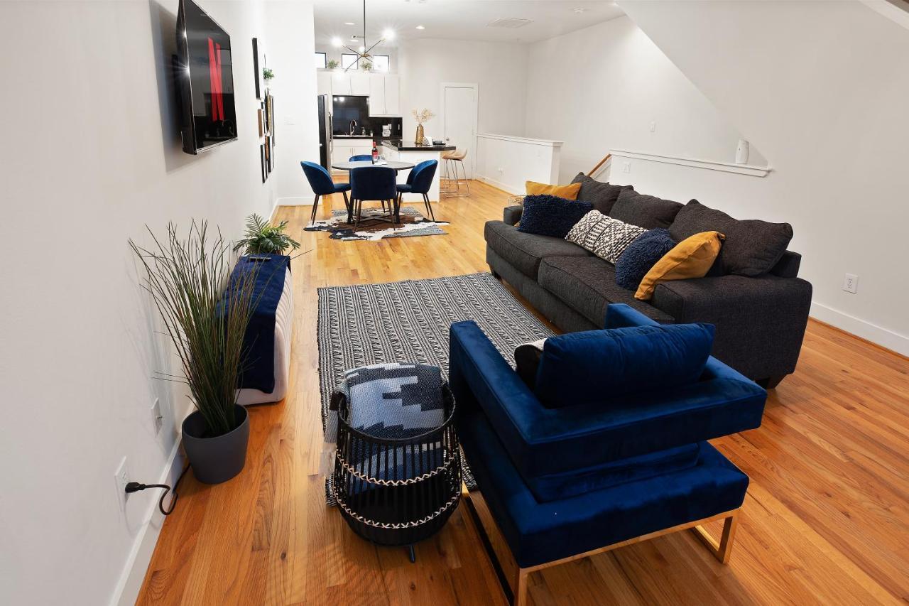 Apartment Link House 2bed 2bath Townhouse Enclosed Garage Astrodome Downtown Medctr *
