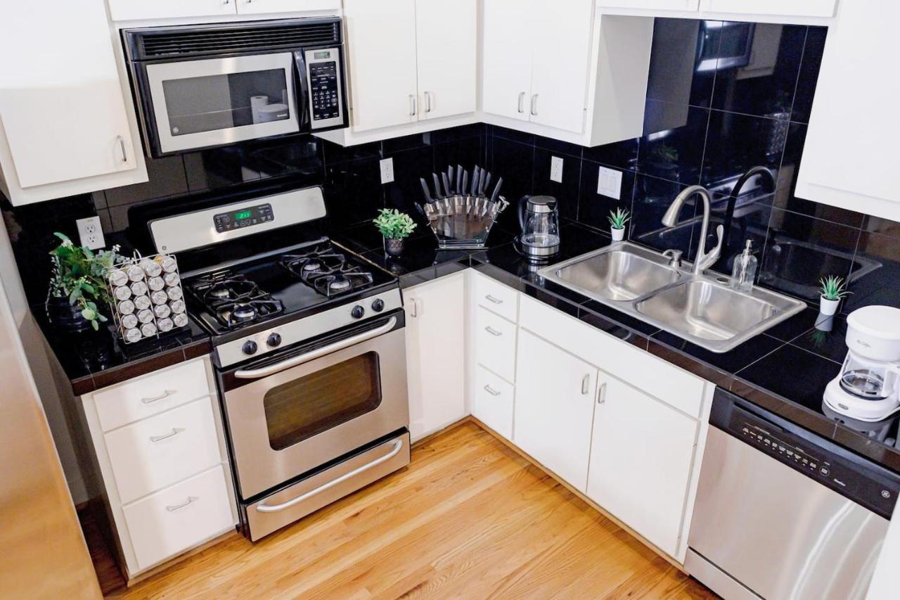 Apartment Link House 2bed 2bath Townhouse Enclosed Garage Astrodome Downtown Medctr *