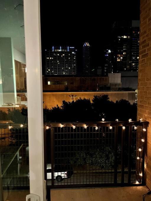 Luxury With King Bed And Pool And Free Parking 4 Apartment *