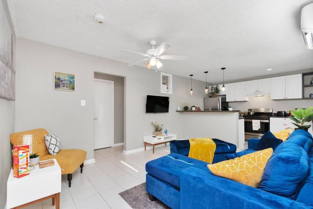 Apartment Quiet Oasis With 1 Bedroom In The Montrose Area