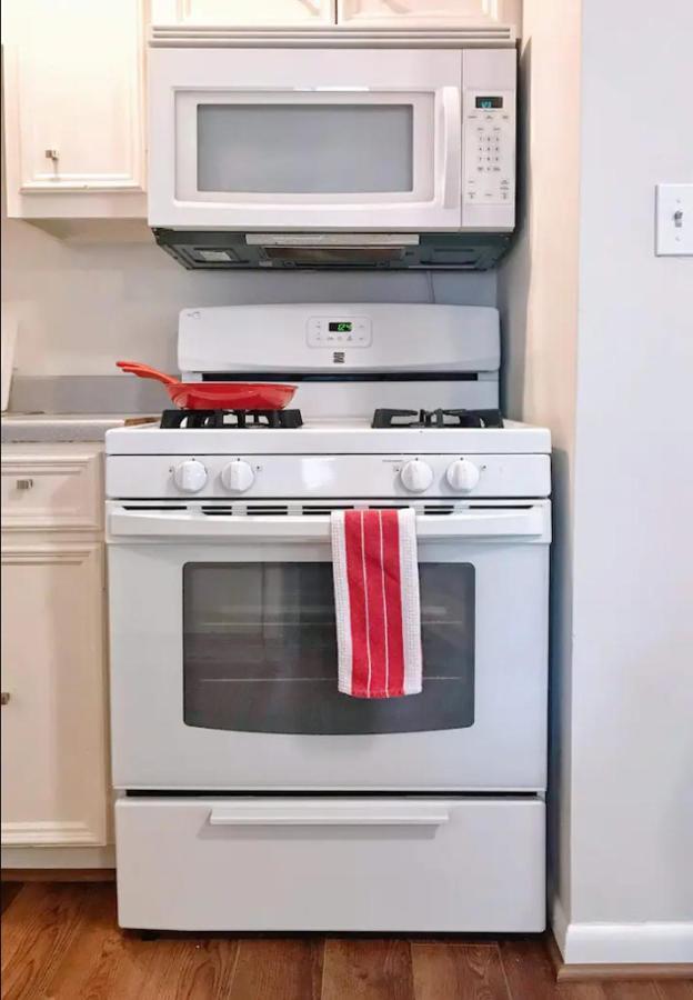 Cute And Cozy In Montrose, Near Parks, Eats And Shops *