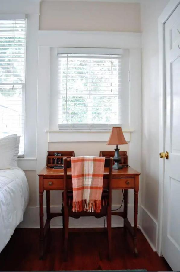 Apartment Cute And Cozy In Montrose, Near Parks, Eats And Shops *