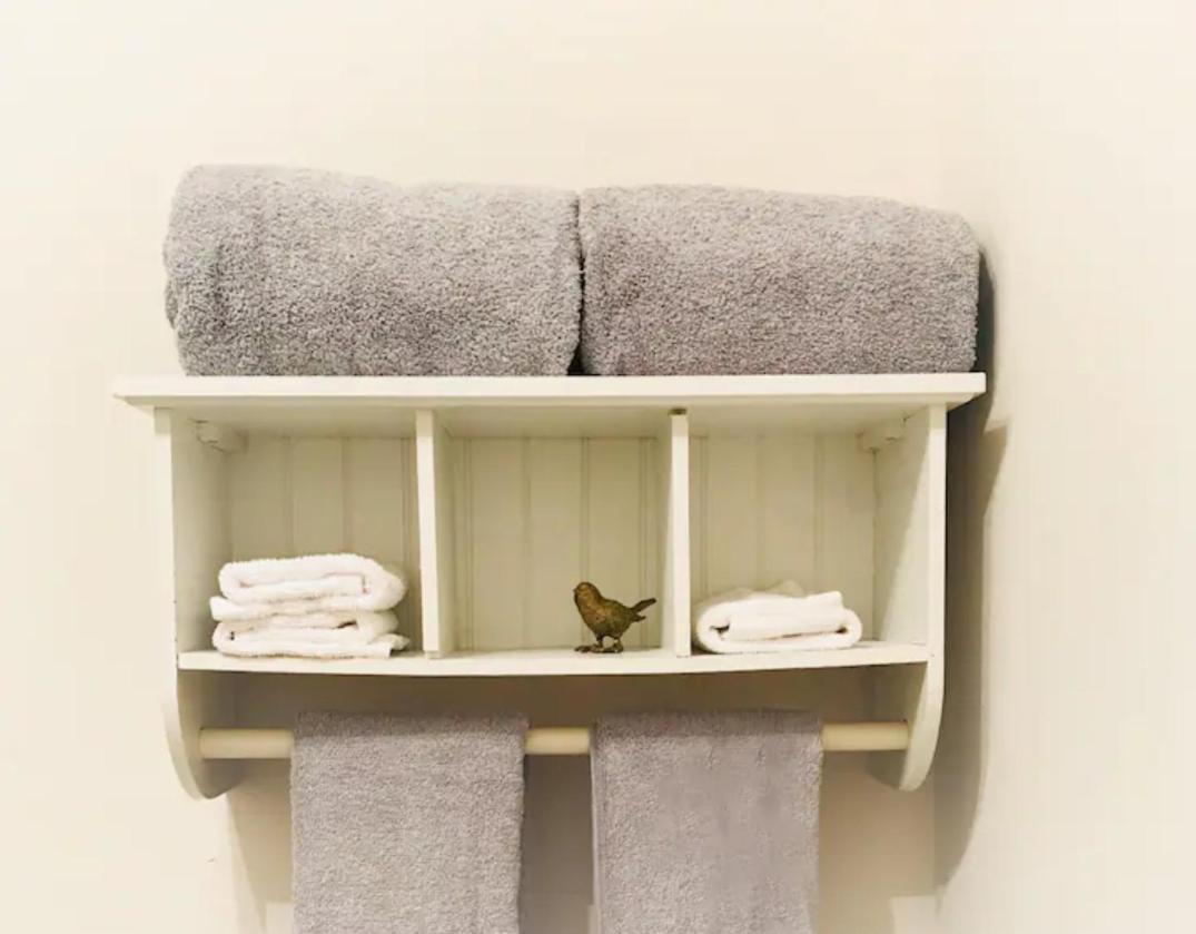 Cute And Cozy In Montrose, Near Parks, Eats And Shops Apartment
