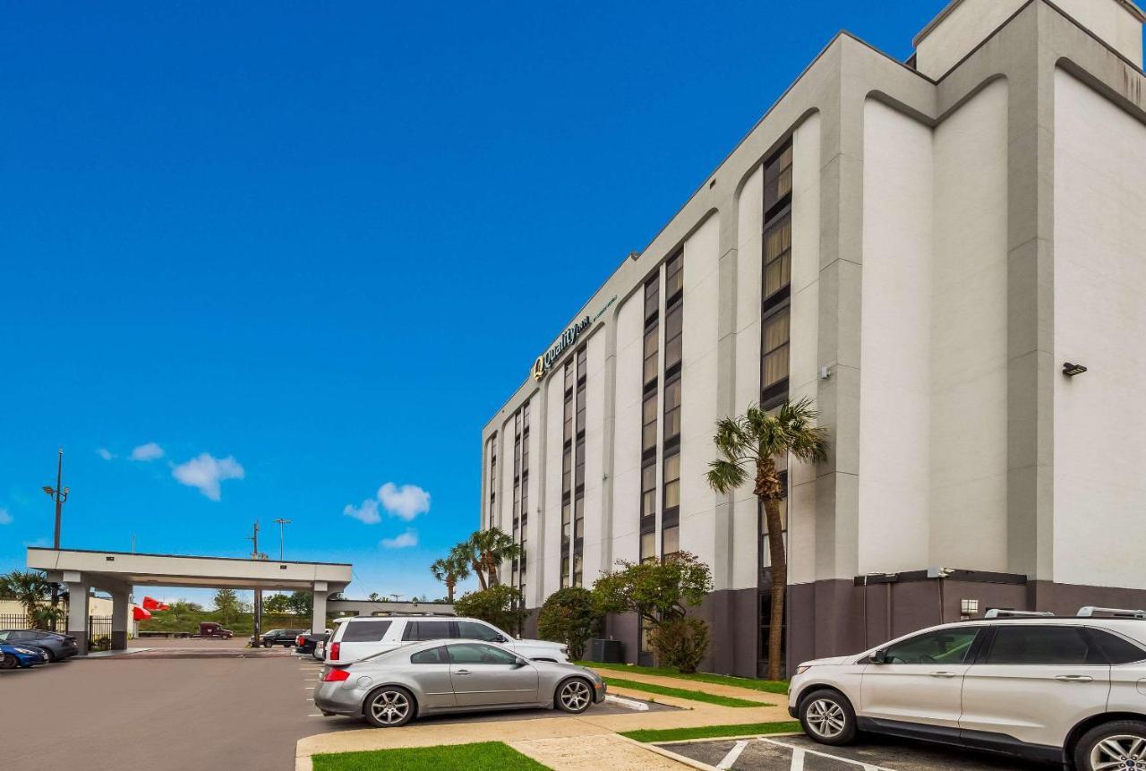 Quality East I-10 Inn