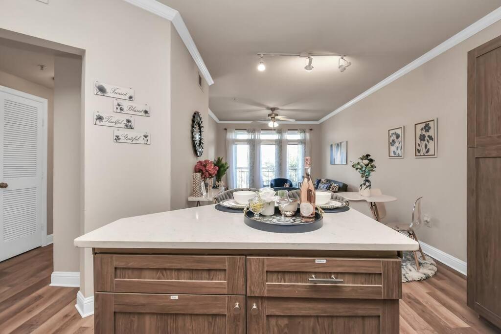 Ultimate Retreat Near Galleria-pool * Houston
