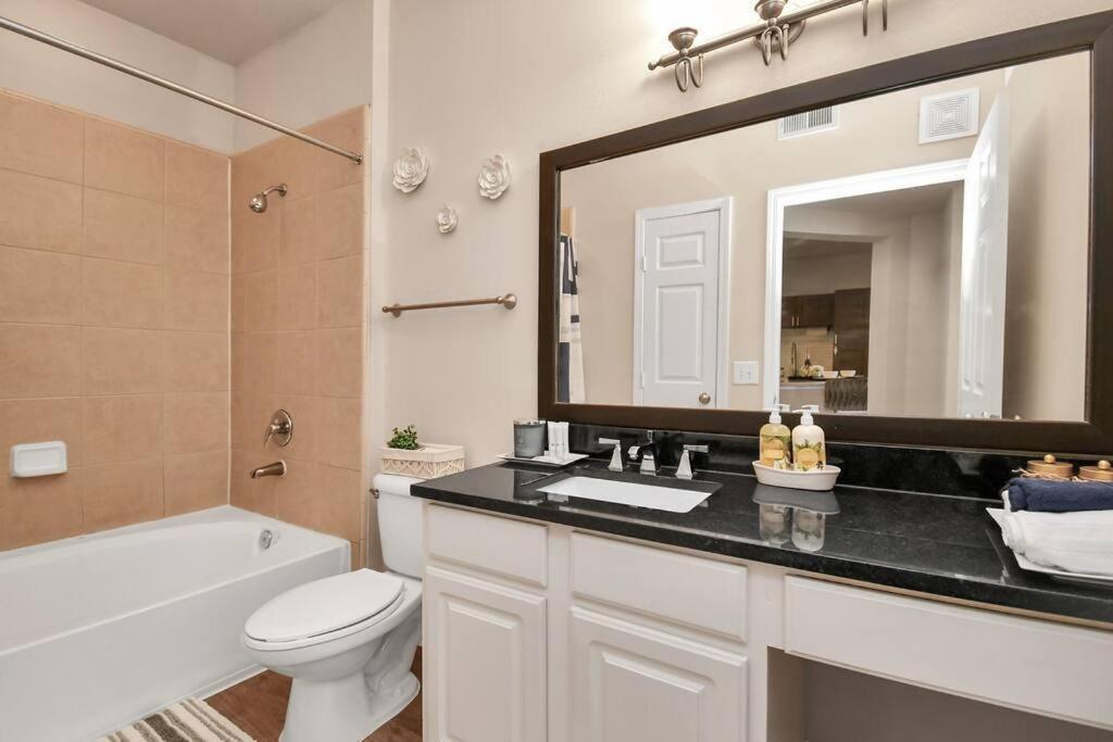Apartment Ultimate Retreat Near Galleria-pool *