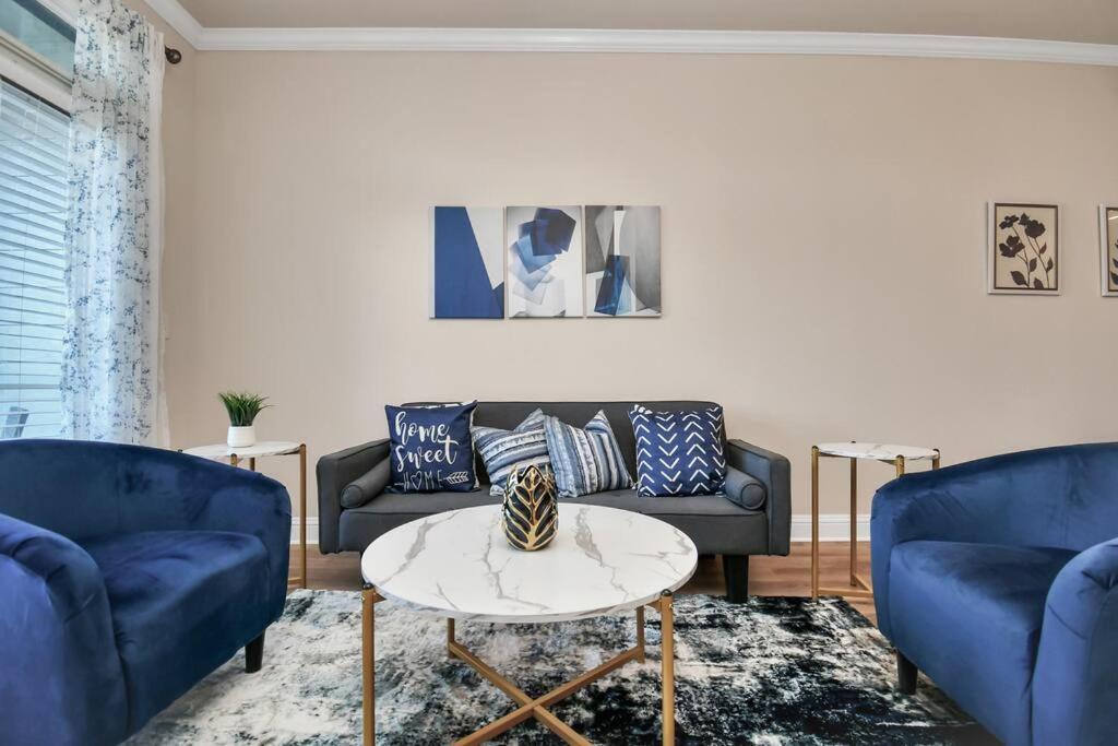 Apartment Ultimate Retreat Near Galleria-pool