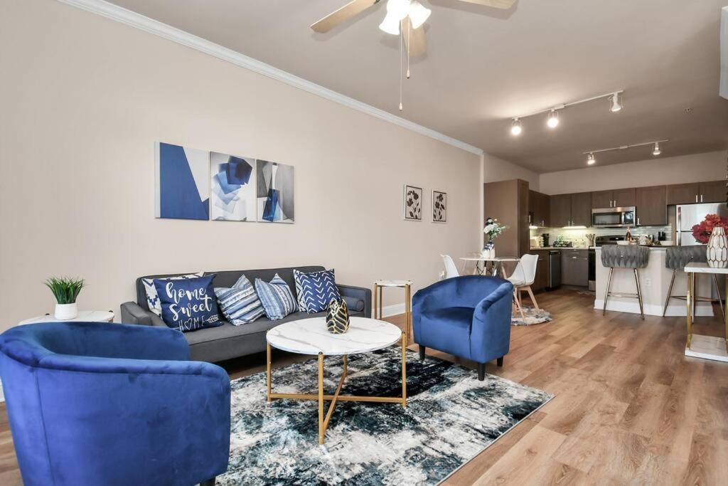 Ultimate Retreat Near Galleria-pool