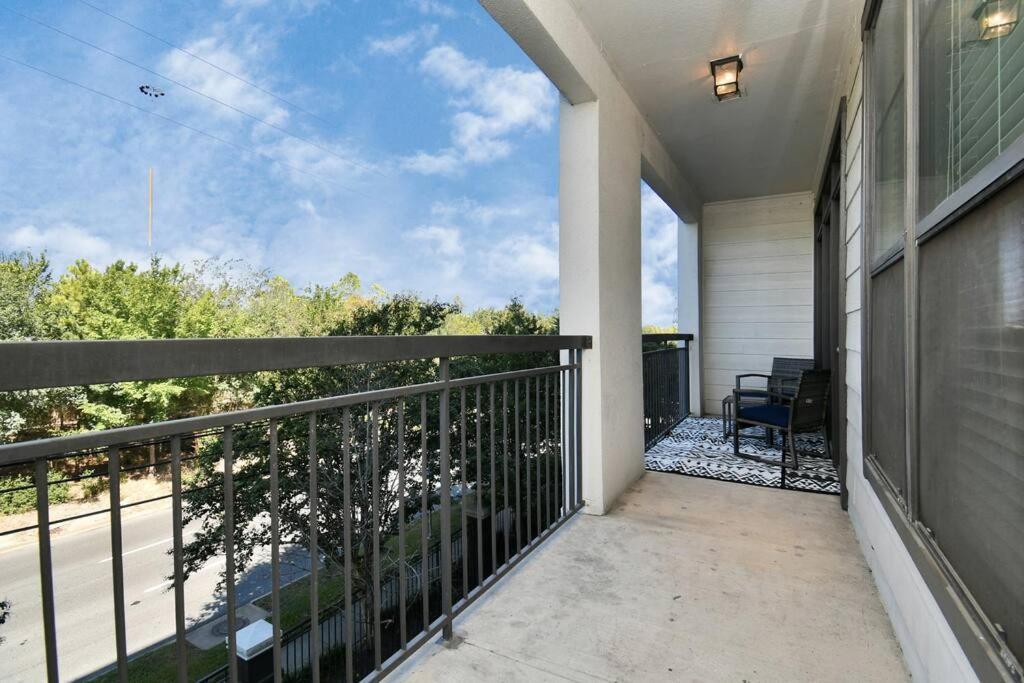 Apartment Ultimate Retreat Near Galleria-pool *