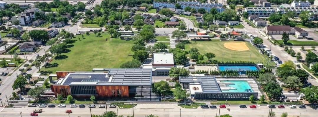 Htx Dtown I Sleeps 7 Wi-fi Parking Free Gym Apartment