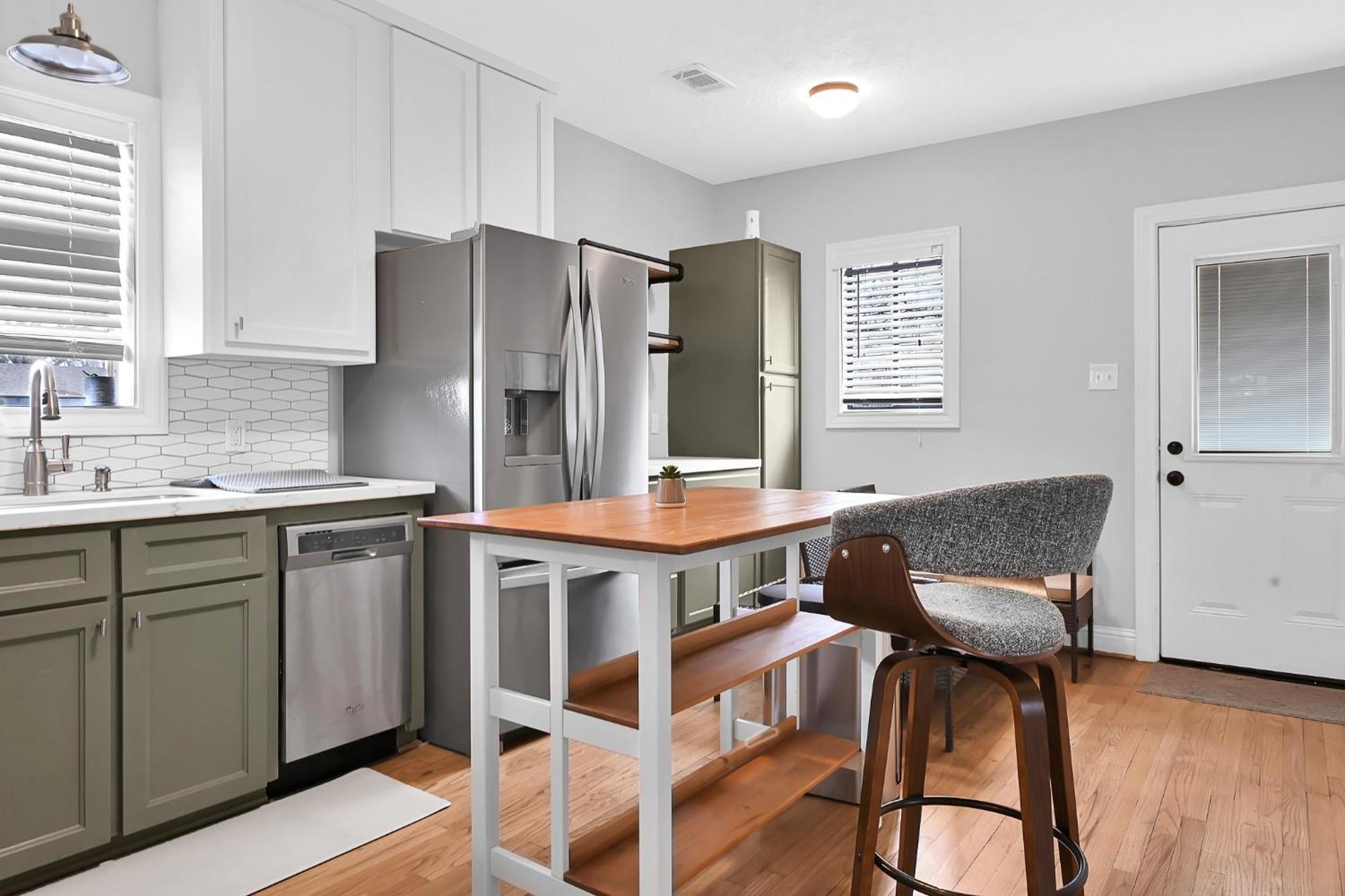 *sweet Houston*/12ppl/3br/1b Holiday home *