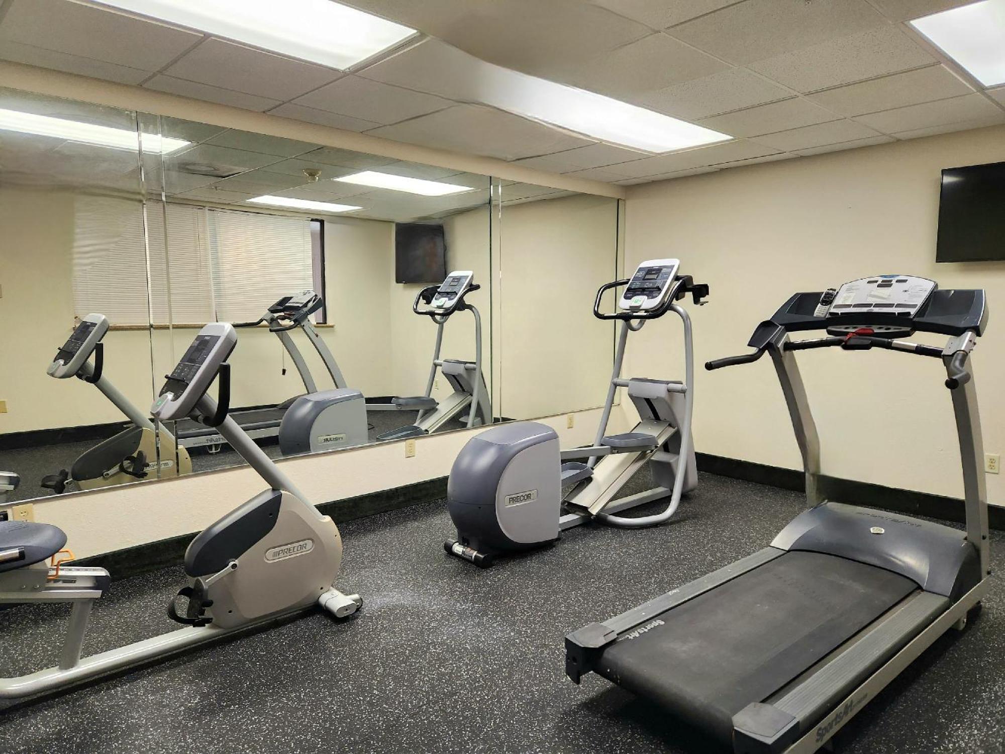 Days & By Wyndham North/aldine Hotel Houston