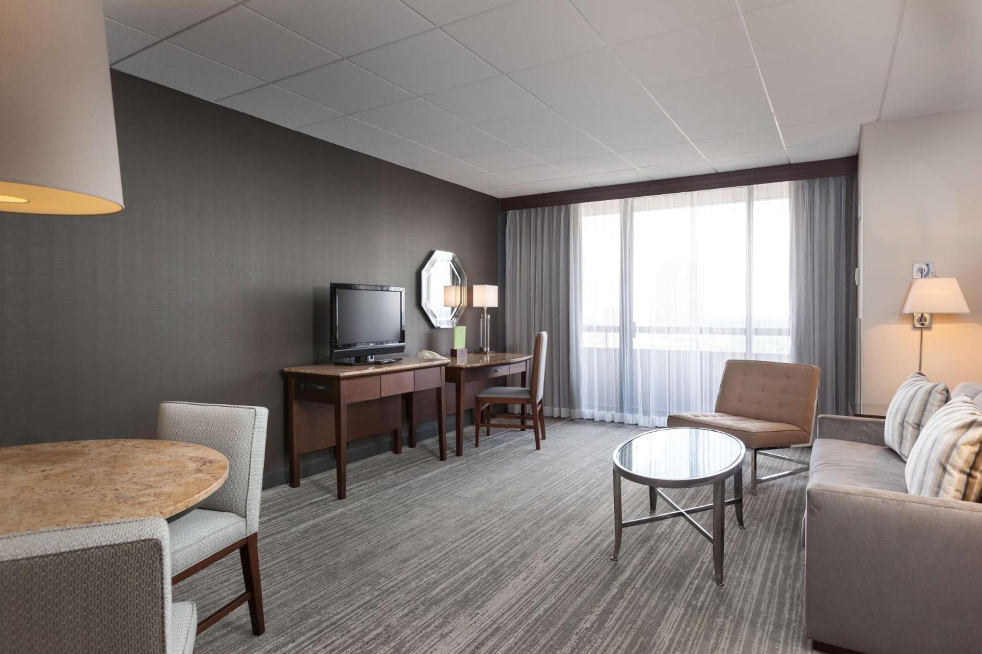 Doubletree By Hilton & By The Galleria 4*