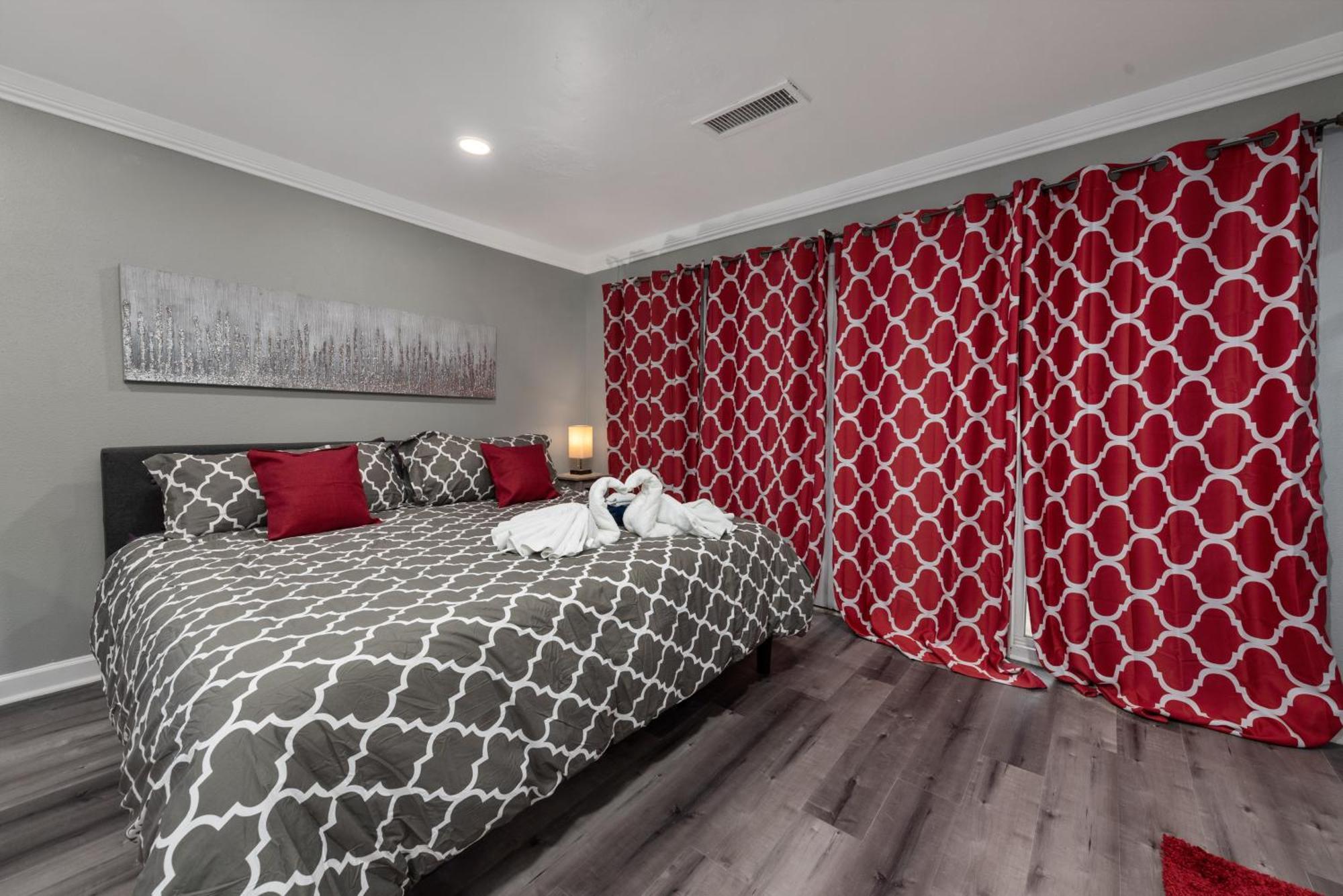 Urban Retreat 1br With Free Park Apartment *