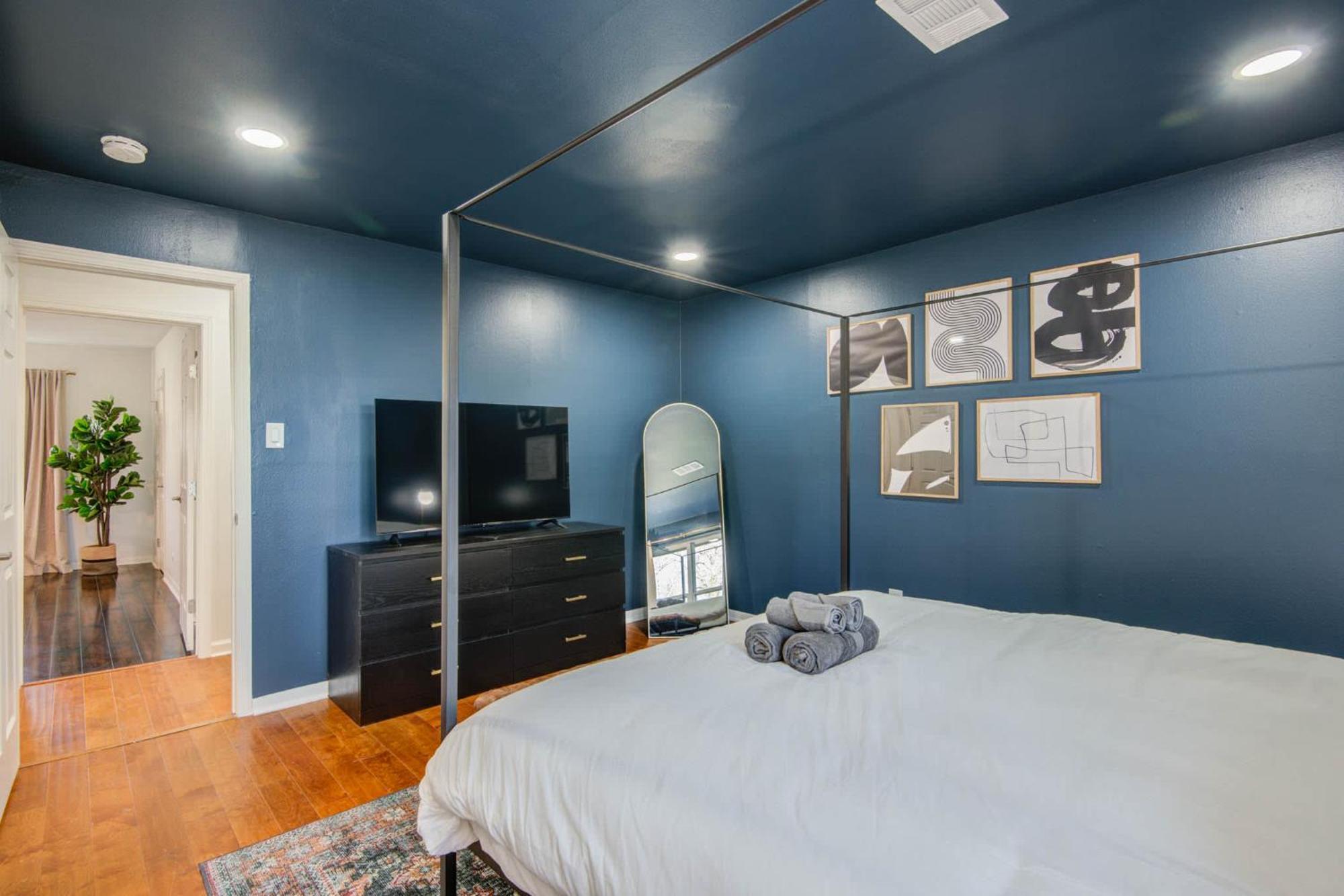 4-bd Mid-modern Century With Firepit & Playground Holiday home Houston