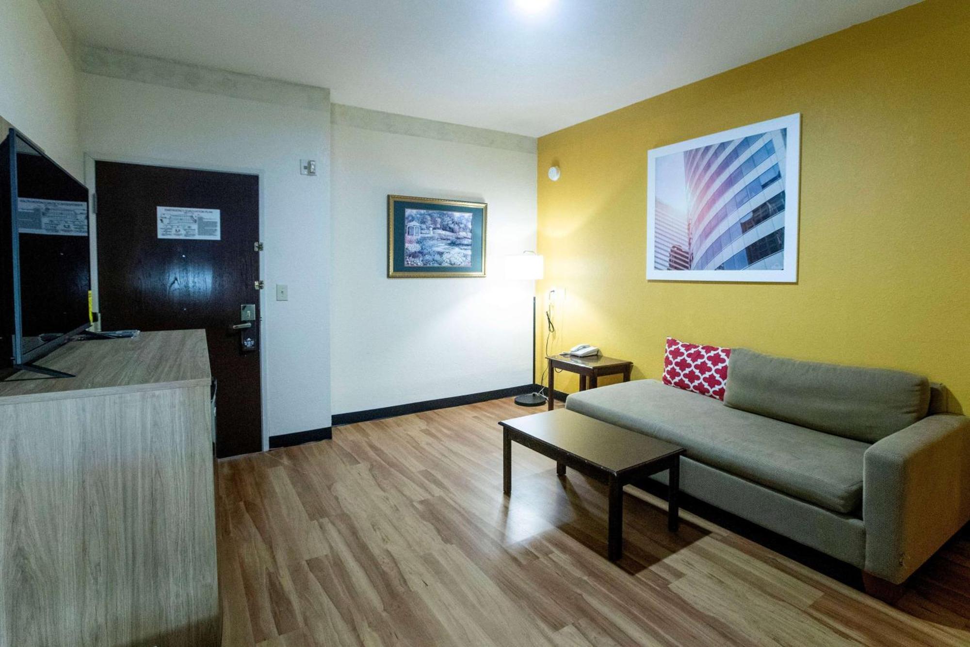Hotel Days & By Wyndham North/aldine Houston
