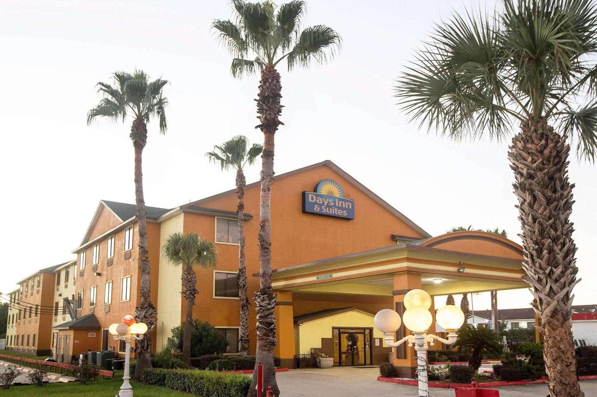Days & By Wyndham North/aldine 2*