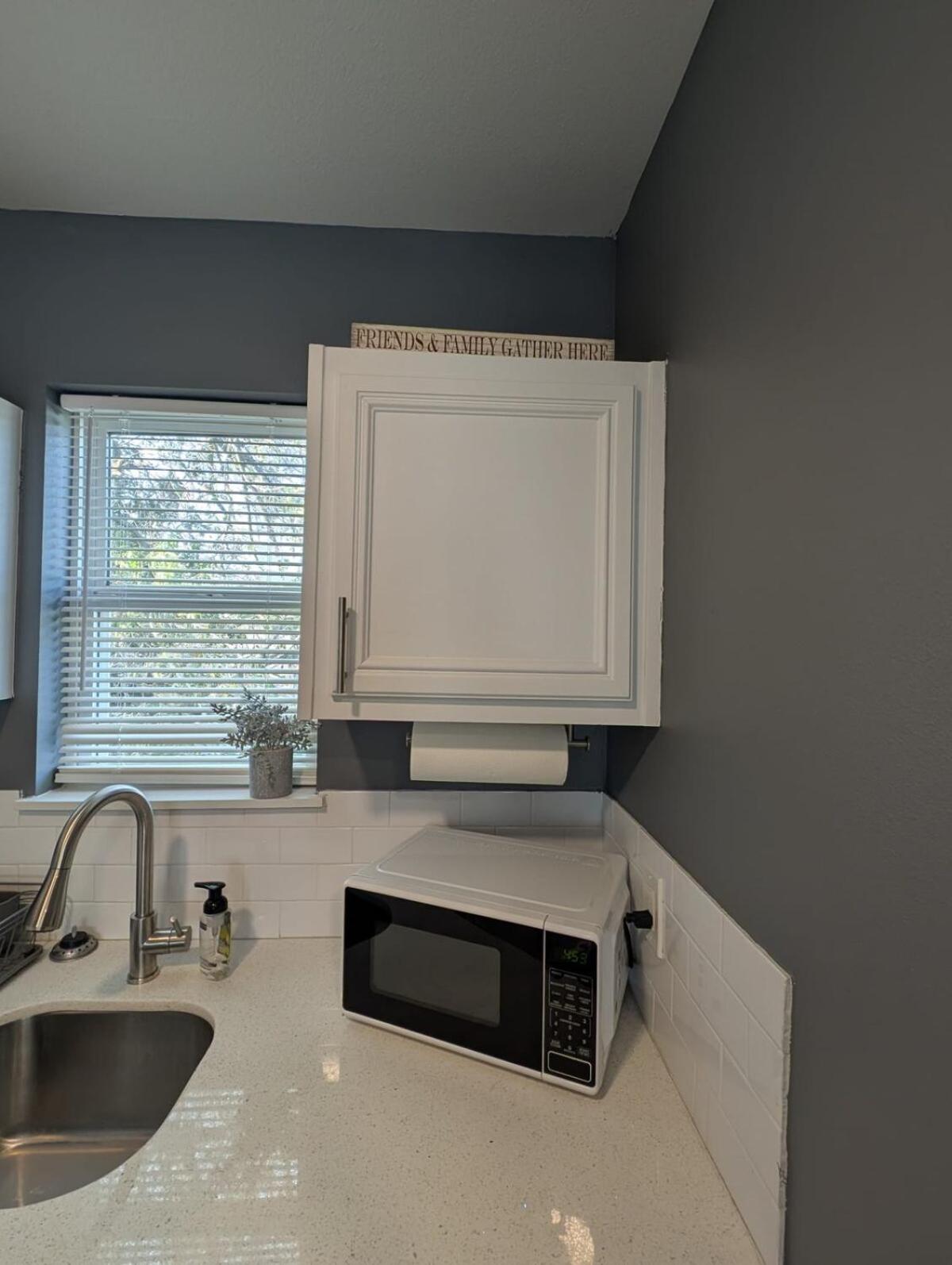 Cozy 2b Near Uofh And Tsu!