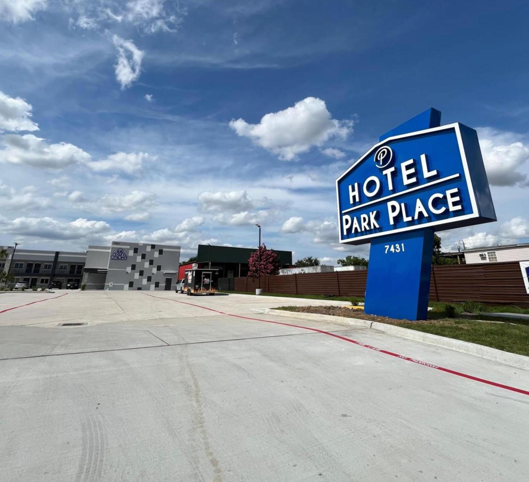 Park Place Hotel