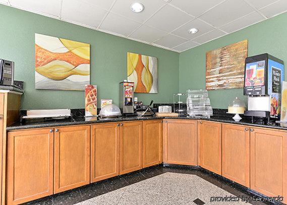 Quality East I-10 Inn