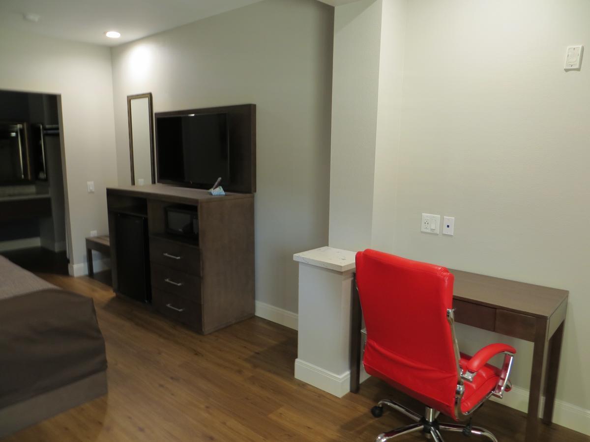 Motel Grand & Chinatown 2*