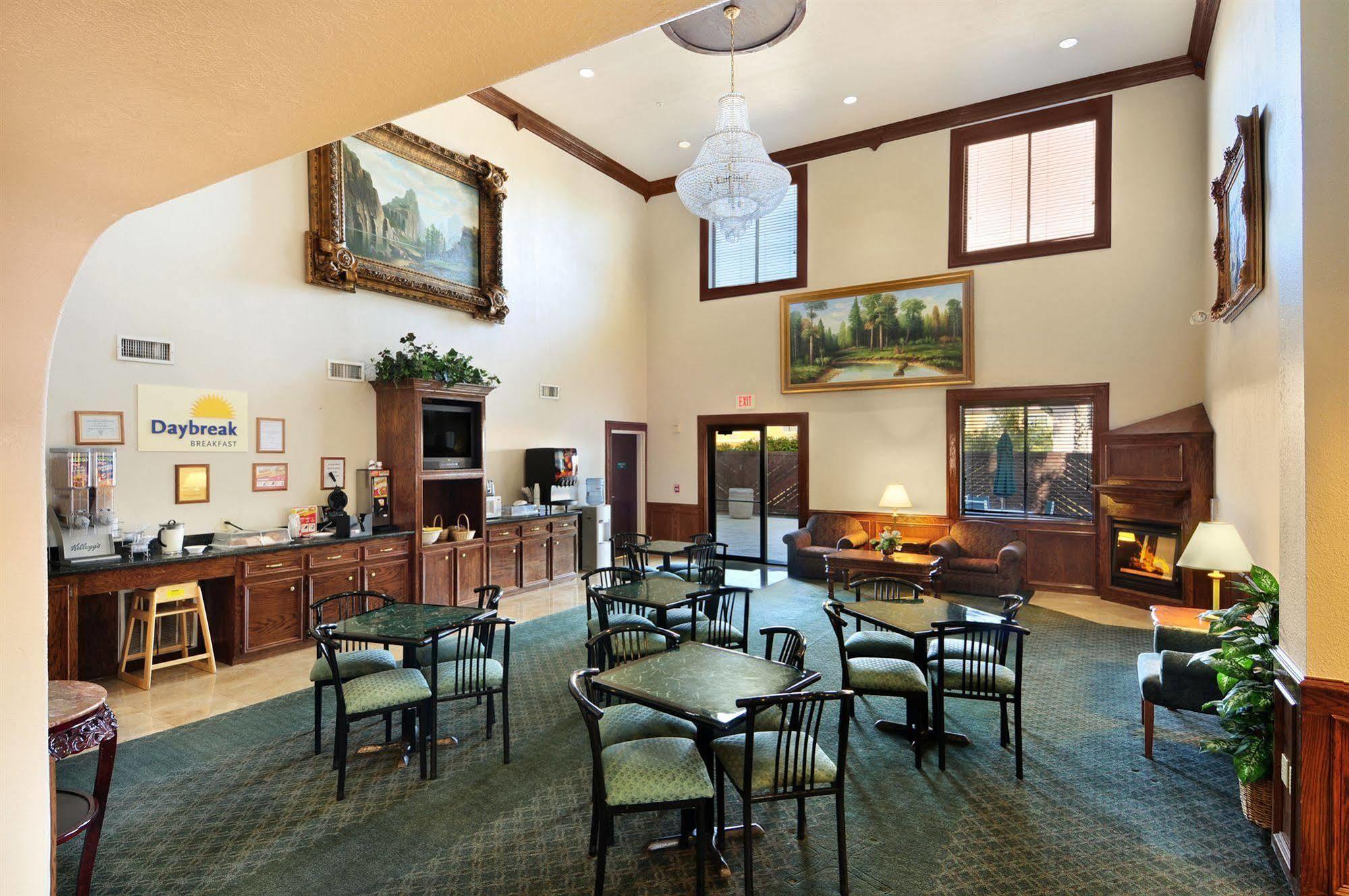 Hotel Days & By Wyndham North/aldine 2*