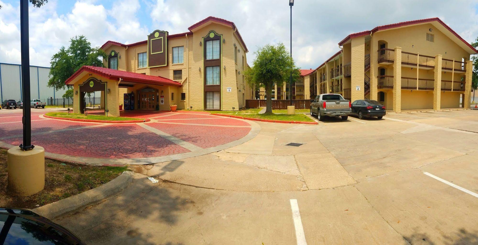 Red Roof & Houston- Hobby Airport Hotel Houston