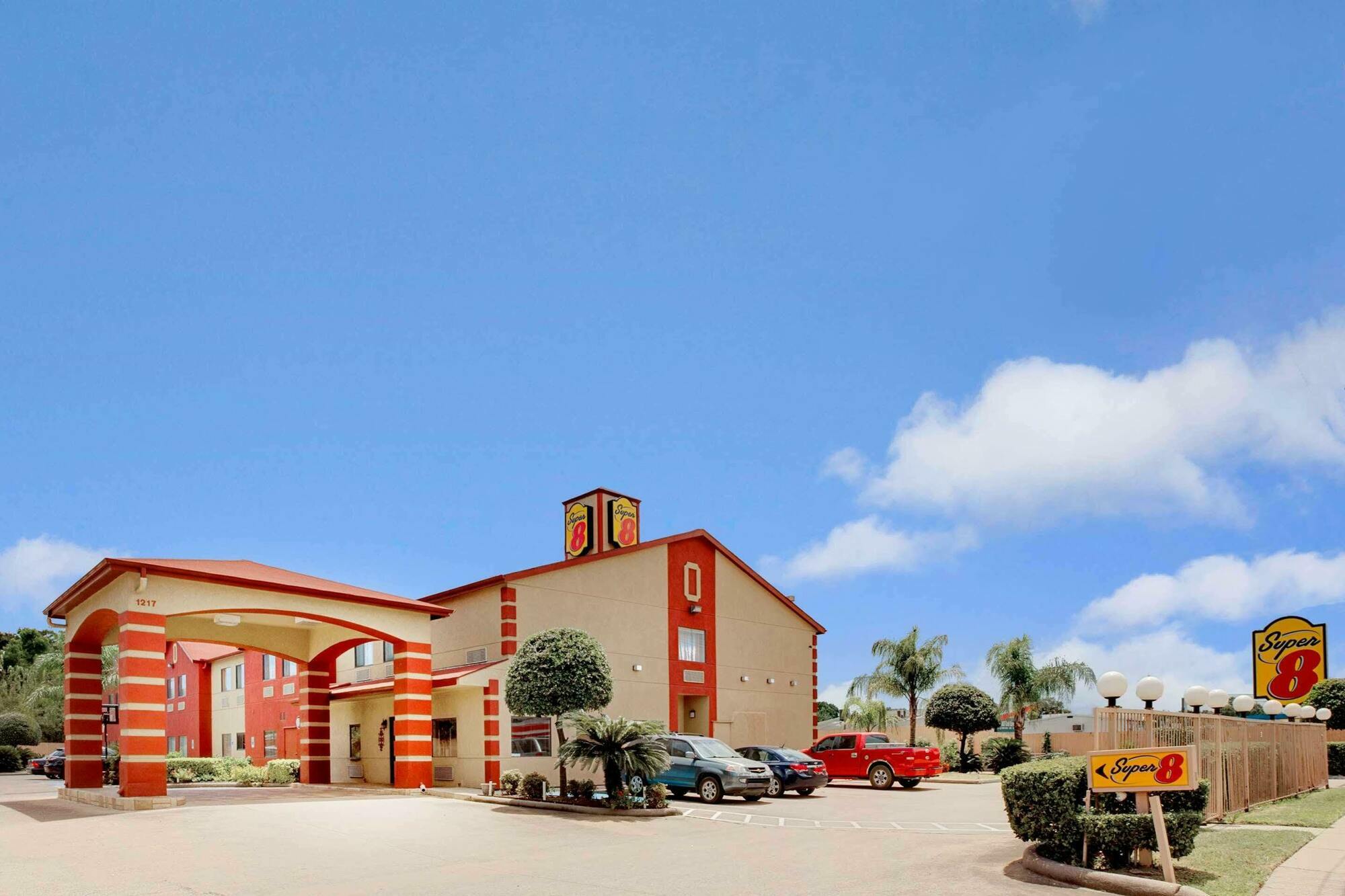 Hotel Super 8 By Wyndham Houston/i-10/federal Road