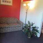 Best Classic Inn & Suites Houston