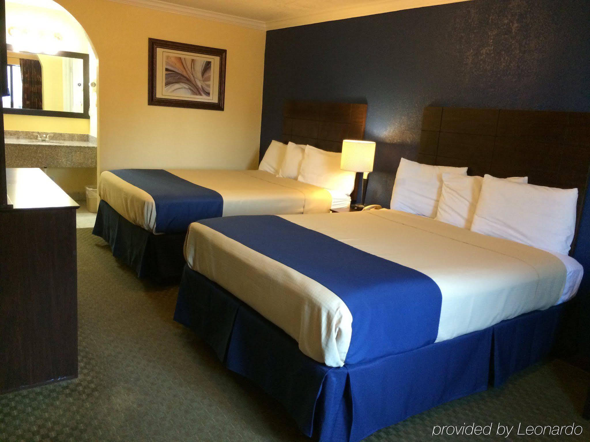 Motel Americas Value Medical Center Downtown 2*
