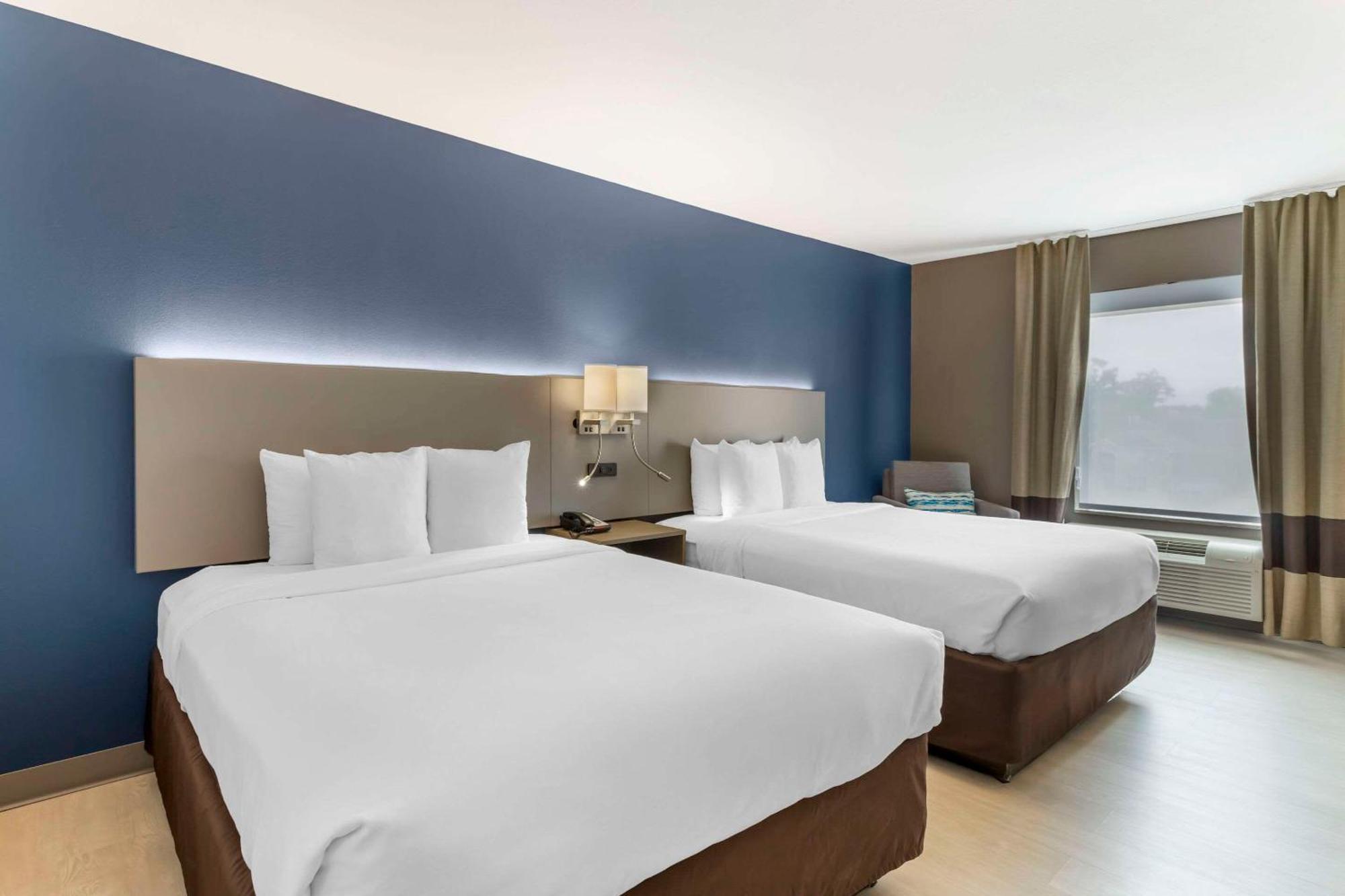 Hotel Comfort & Fm1960-champions 3*