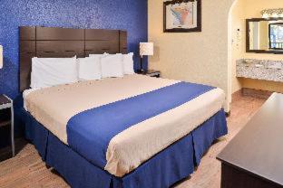 Americas Value Medical Center Downtown 2*