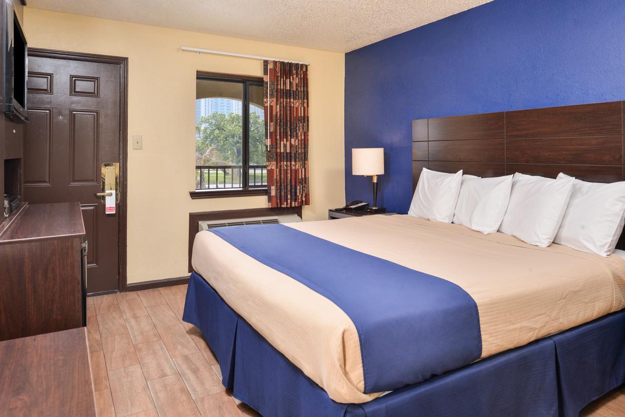 Motel Americas Value Medical Center Downtown