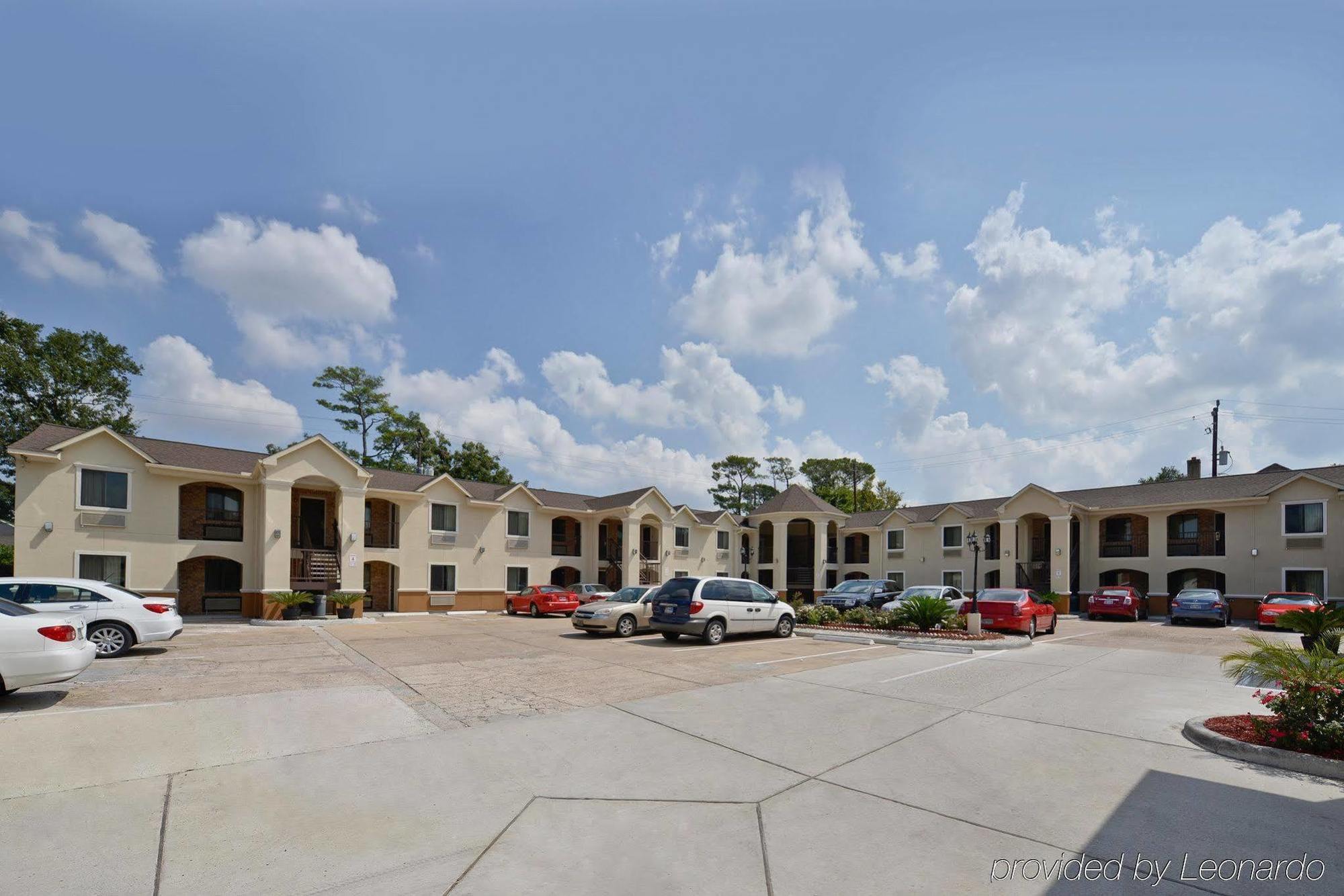 Americas Value Medical Center Downtown 2*