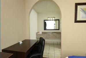 Americas Value Medical Center Downtown Motel 2*