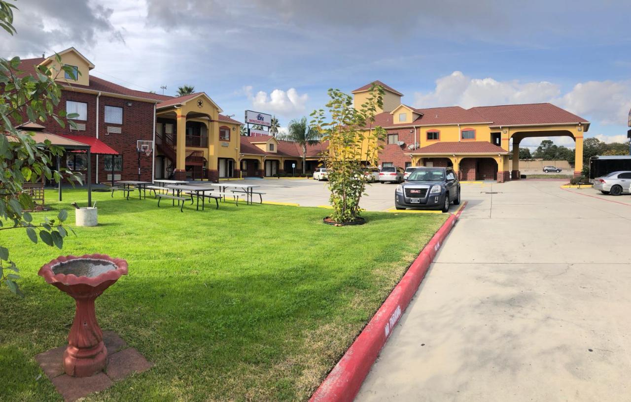 Raintree And Motel Houston