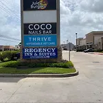 Regency Inn & Suites- Nw Houston