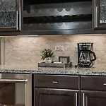 The Luxury Suites Of Houston